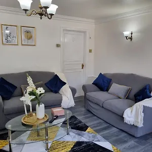 https://glamorous-room-w-wifi-free-parking.yorkshirehotels.net