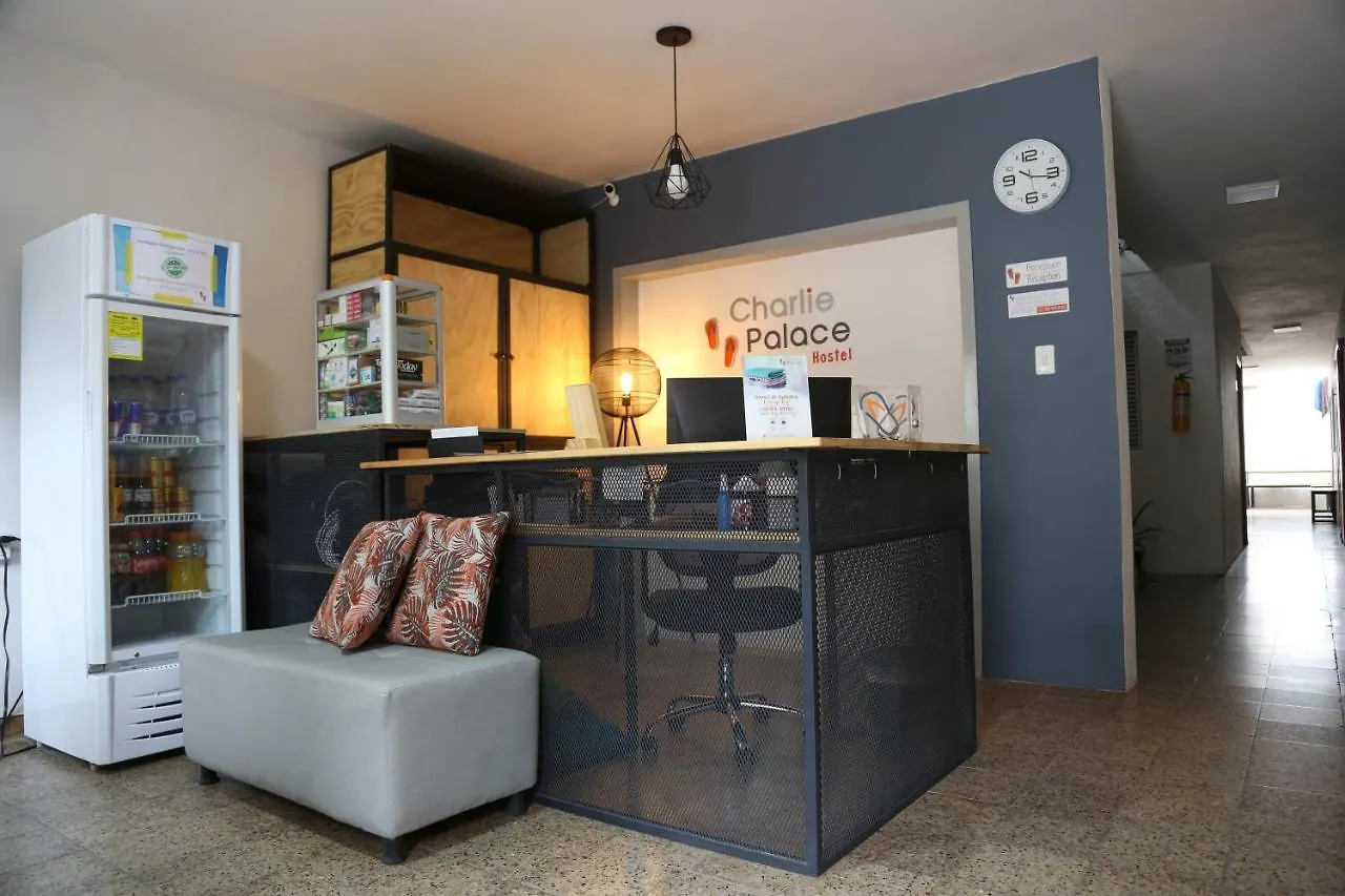 מדיין Charlie Palace Hostel 0*,  קולומביה