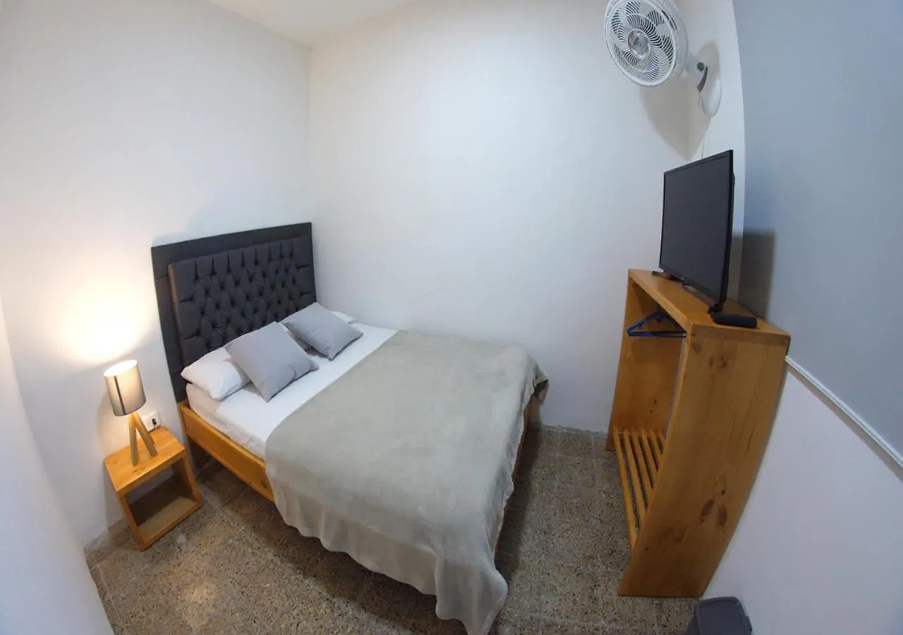Charlie Palace Hostel Medellin